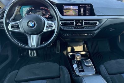 BMW Seria 2 218i M Sport aut