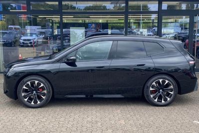 BMW iX xDrive60