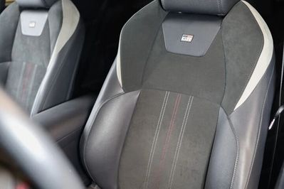 Toyota C-HR 1.8 Hybrid GR Sport