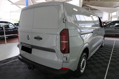 Volkswagen Transporter L2H1 AT8