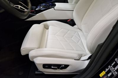 BMW Seria 5 550e xDrive PHEV M Sport aut