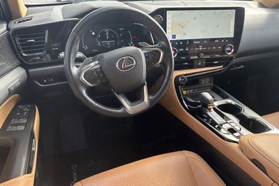Lexus NX 350h Omotenashi AWD