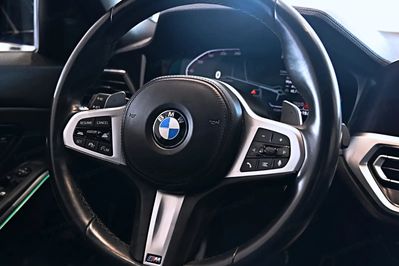 BMW Seria 3 320d xDrive M Sport sport-aut