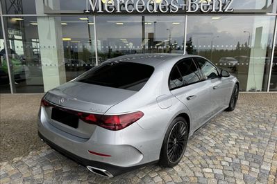 Mercedes Klasa E 220 d 4-Matic AMG