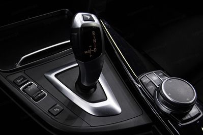 BMW Seria 3 Gran Turismo 320i aut