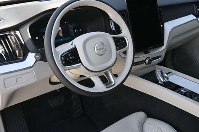 Volvo XC60 T6 Plug-In Hybrid AWD Plus Bright
