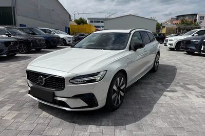 Volvo V90 T6 AWD Plug-In Hybrid Plus Dark
