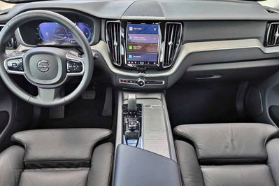 Volvo XC60 B4 D Plus Dark