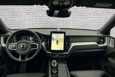 Volvo XC60 B5 AWD Ultra Black Edition