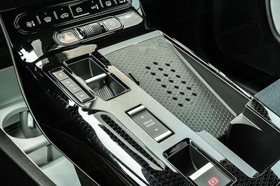 Citroen C5 Aircross Plus eDCT6 1.2 mHEV