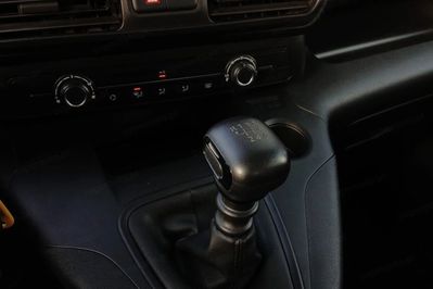 Toyota Proace City Verso 1.5 D-4D Business