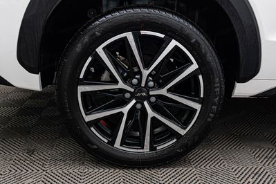 Jac JS8 Pro 1.5 T-GDI 7 DCT 7os.