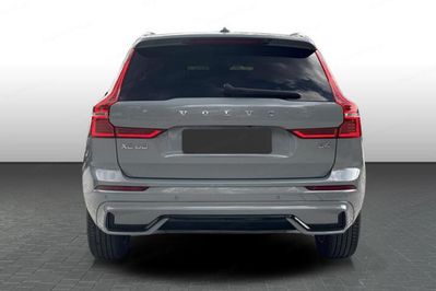 Volvo XC60 B4 B Plus Dark