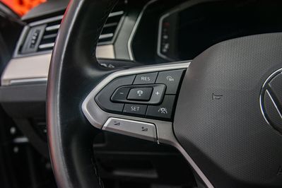 Volkswagen Passat 2.0 TSI Elegance DSG