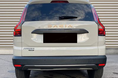 Dacia Jogger Extreme 5-miejsc 1.8 Full Hybrid