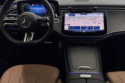 Mercedes Klasa E 220 d mHEV 4-Matic AMG 9G-Tronic