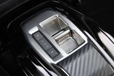 Peugeot 208 Allure e-DCS6  1.2 mHEV