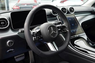 Mercedes Klasa C 220 d  4-Matic AMG