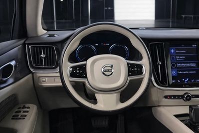 Volvo V60 B4 B Momentum Pro aut