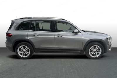 Mercedes GLB 200