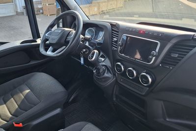 Iveco Daily 35S18 V Hi-Matic