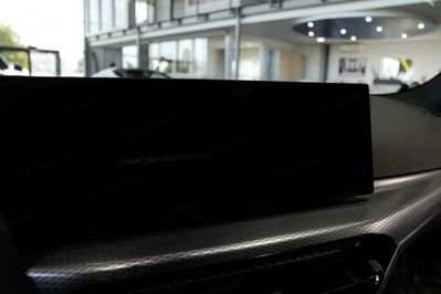 BMW Seria 3 318i M Sport