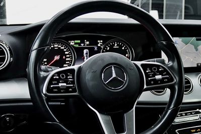 Mercedes Klasa E 300 de 9G-TRONIC