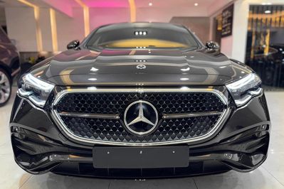 Mercedes Klasa E 220 d  4-Matic AMG