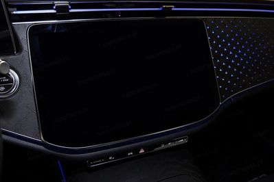 Mercedes E Klasa 220 d 4-Matic AMG