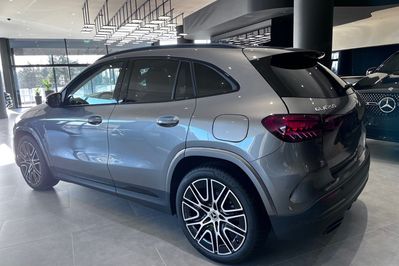 Mercedes GLA 200  AMG Line