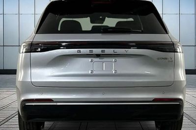 Geely Starray EM-i 1.5 PHEV Pro