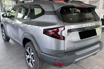 Dacia Bigster Expression 1.8 Full Hybrid