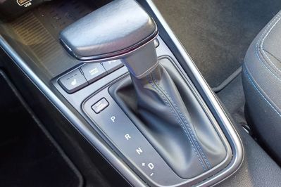 Hyundai Bayon 1.0 t-Gdi Executive Dct