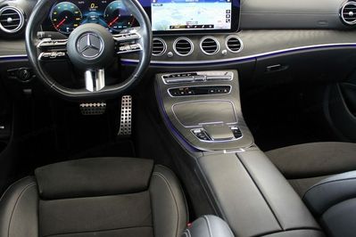 Mercedes Klasa E 220 d 4MATIC 9G-Tronic AMG Line