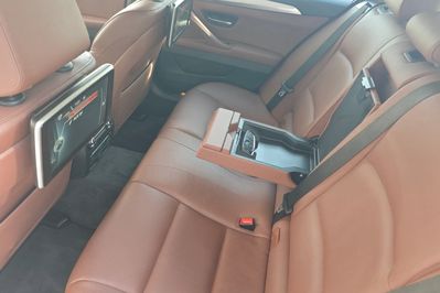 BMW Seria 5 530d xDrive Luxury Line