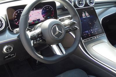 Mercedes Klasa C 200  4-Matic AMG