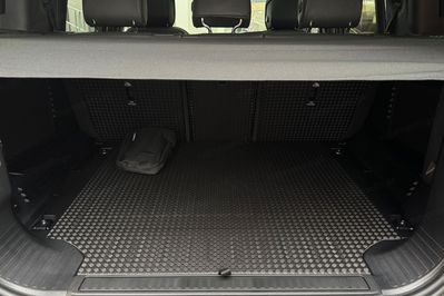 Land Rover Defender 110 Hardtop 3.0 D250 mHEV X-Dynamic