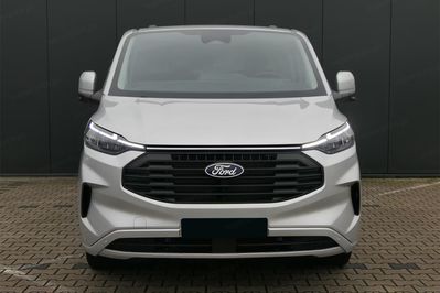 Ford Transit Custom 320 L2H1 Limited A8