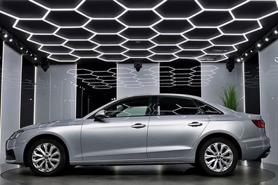 Audi A4 35 TFSI S tronic