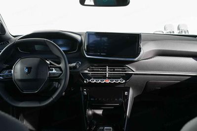 Peugeot 2008 Envy e-DCS6 PureTech mHEV