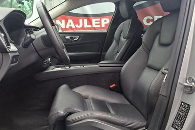 Volvo V60 CC Plus B4 D AWD aut