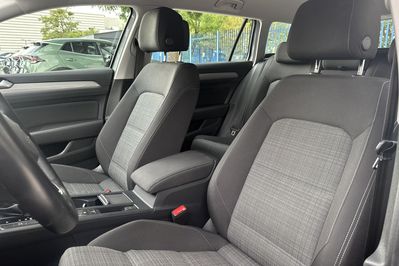 Volkswagen Passat Business 1.5 TSI  DSG