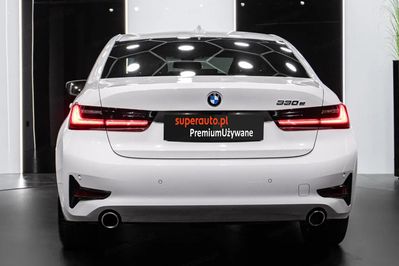 BMW Seria 3 330e