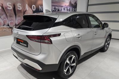 Nissan Qashqai 1.3 DIG-T  N-Connecta