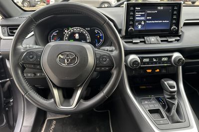 Toyota RAV4 Selection 2.5 Hybrid