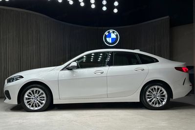 BMW Seria 2 220i Advantage aut