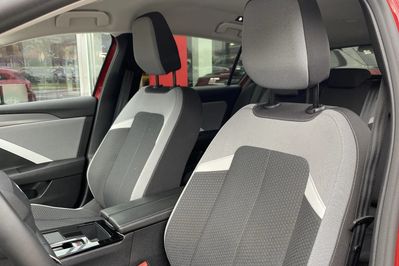 Opel Astra VI 1.2 T Business Edition S&S aut