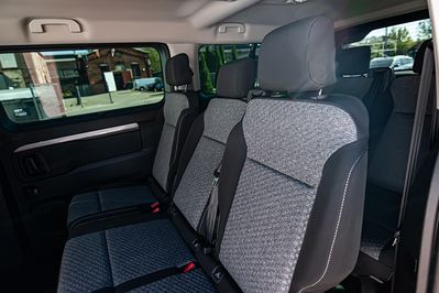 Opel Zafira Life Extra Long L2H1 Business AT8