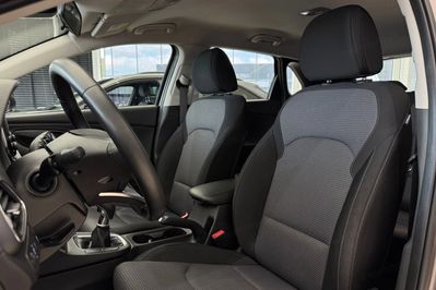 Hyundai i30 1.5 DPI Classic +
