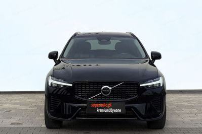 Volvo XC60 B5 B AWD Plus Dark aut